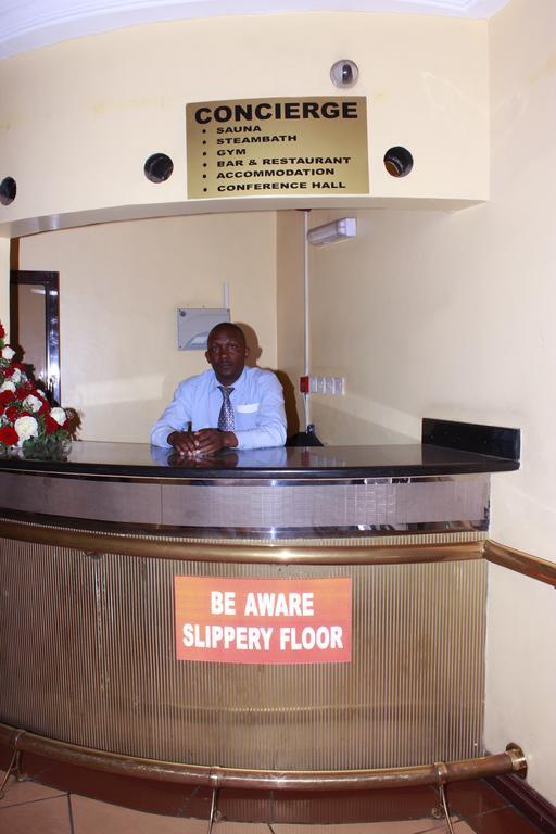 Hotel Central Park Nairobi Bagian luar foto