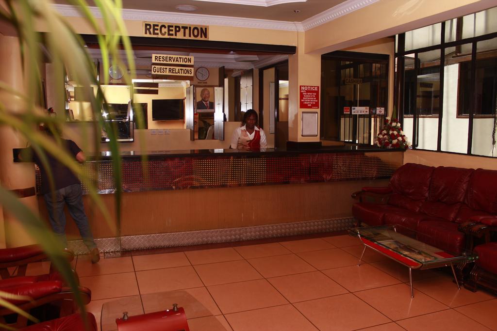 Hotel Central Park Nairobi Bagian luar foto