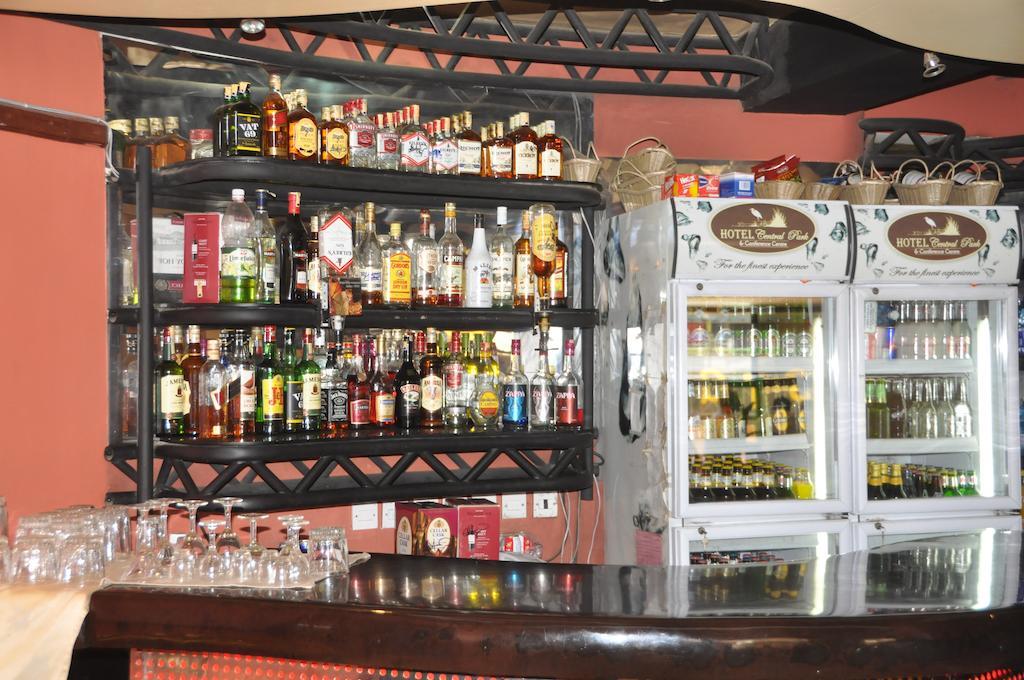 Hotel Central Park Nairobi Bagian luar foto