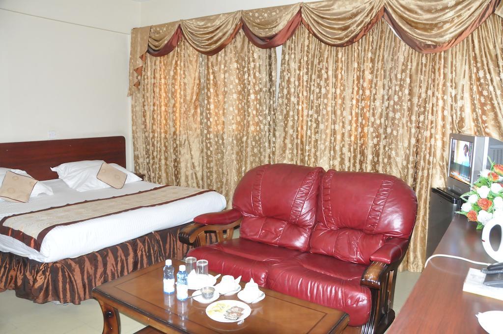 Hotel Central Park Nairobi Bagian luar foto