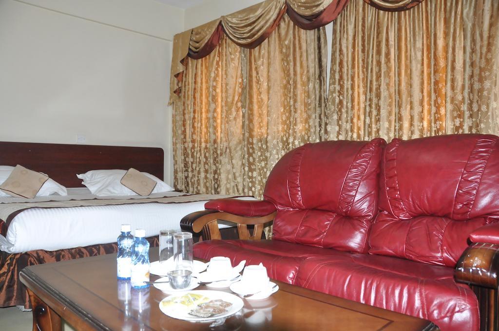 Hotel Central Park Nairobi Bagian luar foto